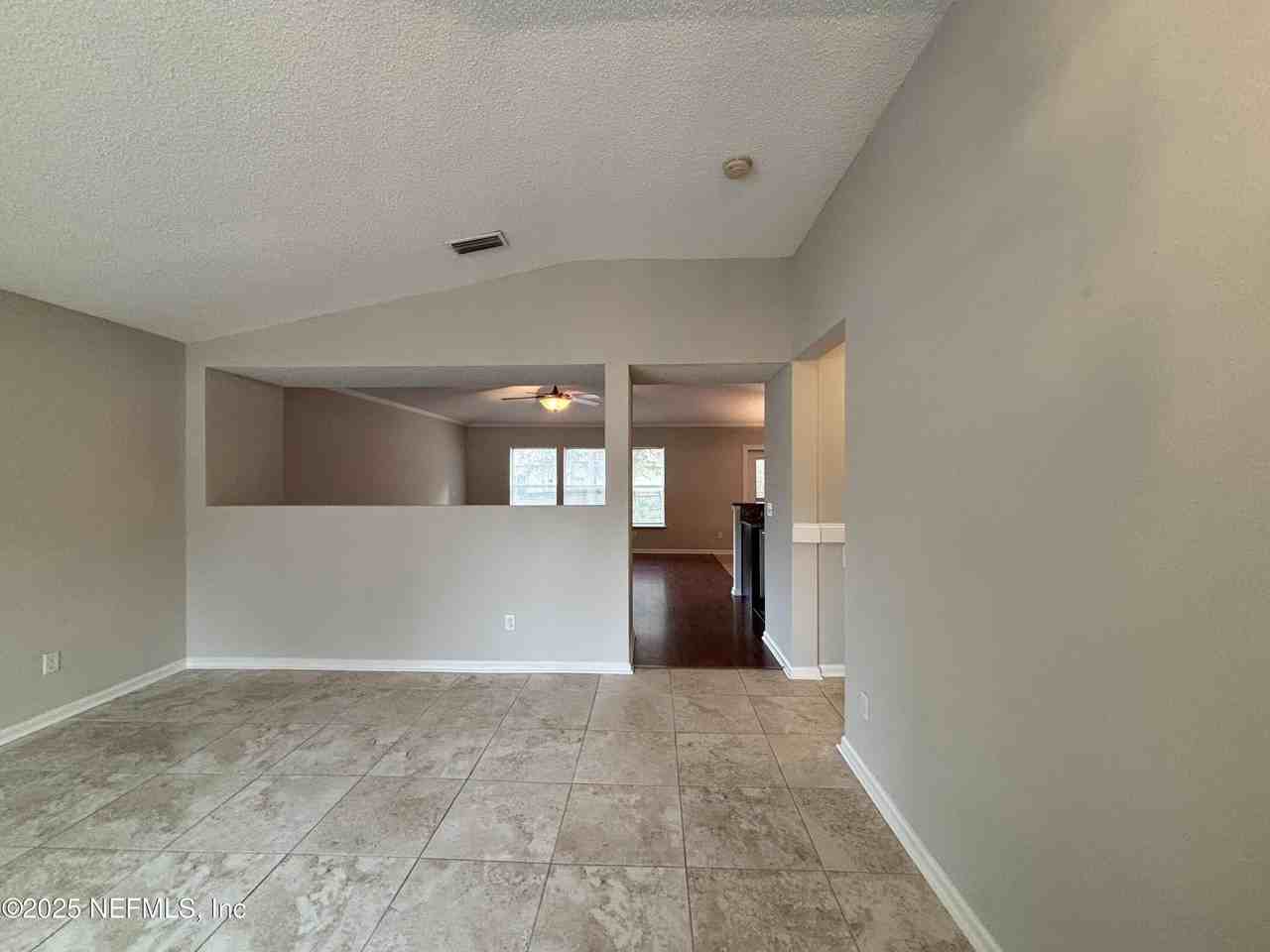 9612 Clinton Corners Drive - Photo 4 of 24