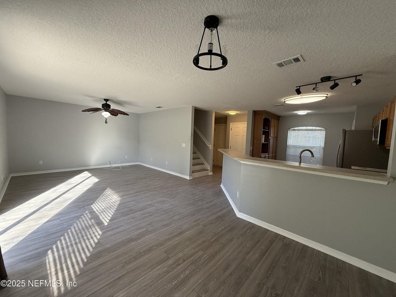 1865 Green Spring Circle #C - Photo 7 of 29