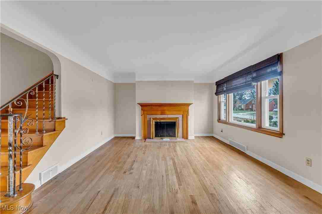 25731 Farringdon Avenue - Photo 6 of 29