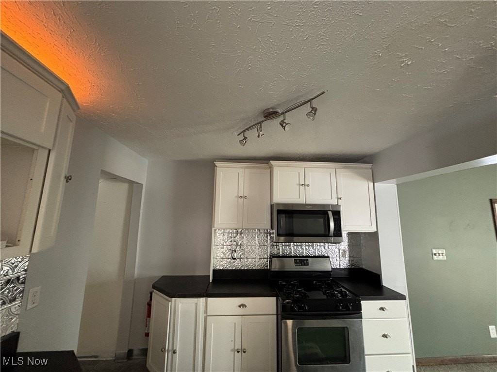 4739 W 125th St - Photo 5 of 18