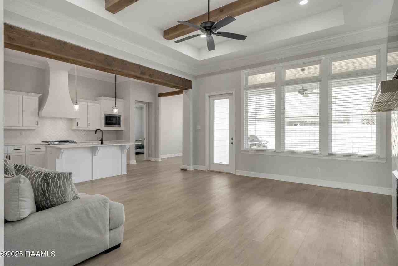 109 Easy Rock Landing Dr - Photo 3 of 27