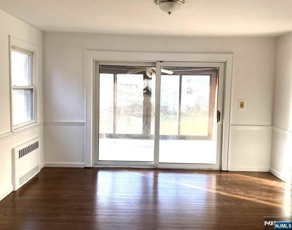 408 East 39th Street - Photo 5 of 12