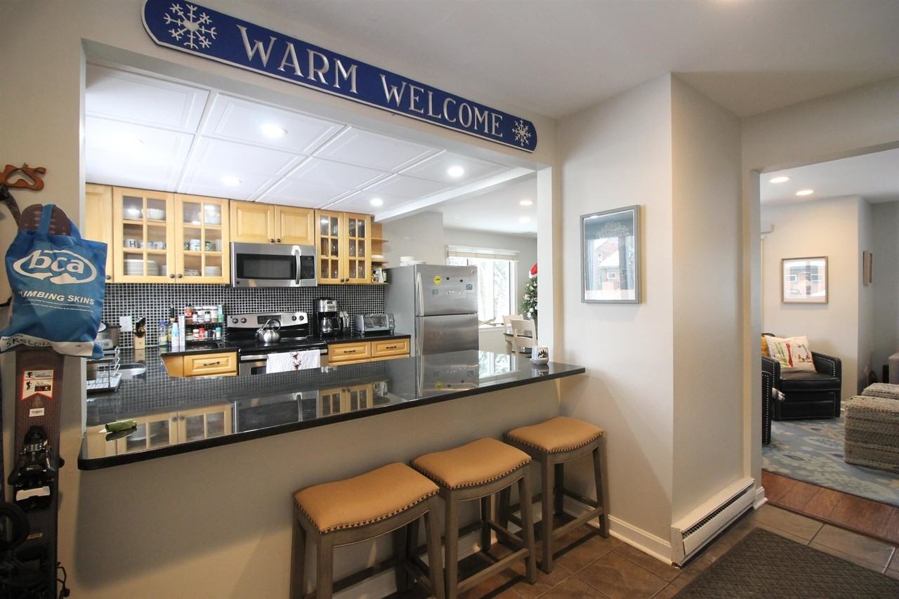 32 Tyler Spring Way #13 - Photo 4 of 25