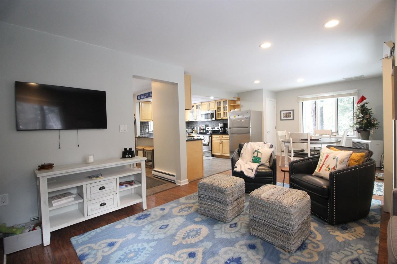 32 Tyler Spring Way #13 - Photo 6 of 25