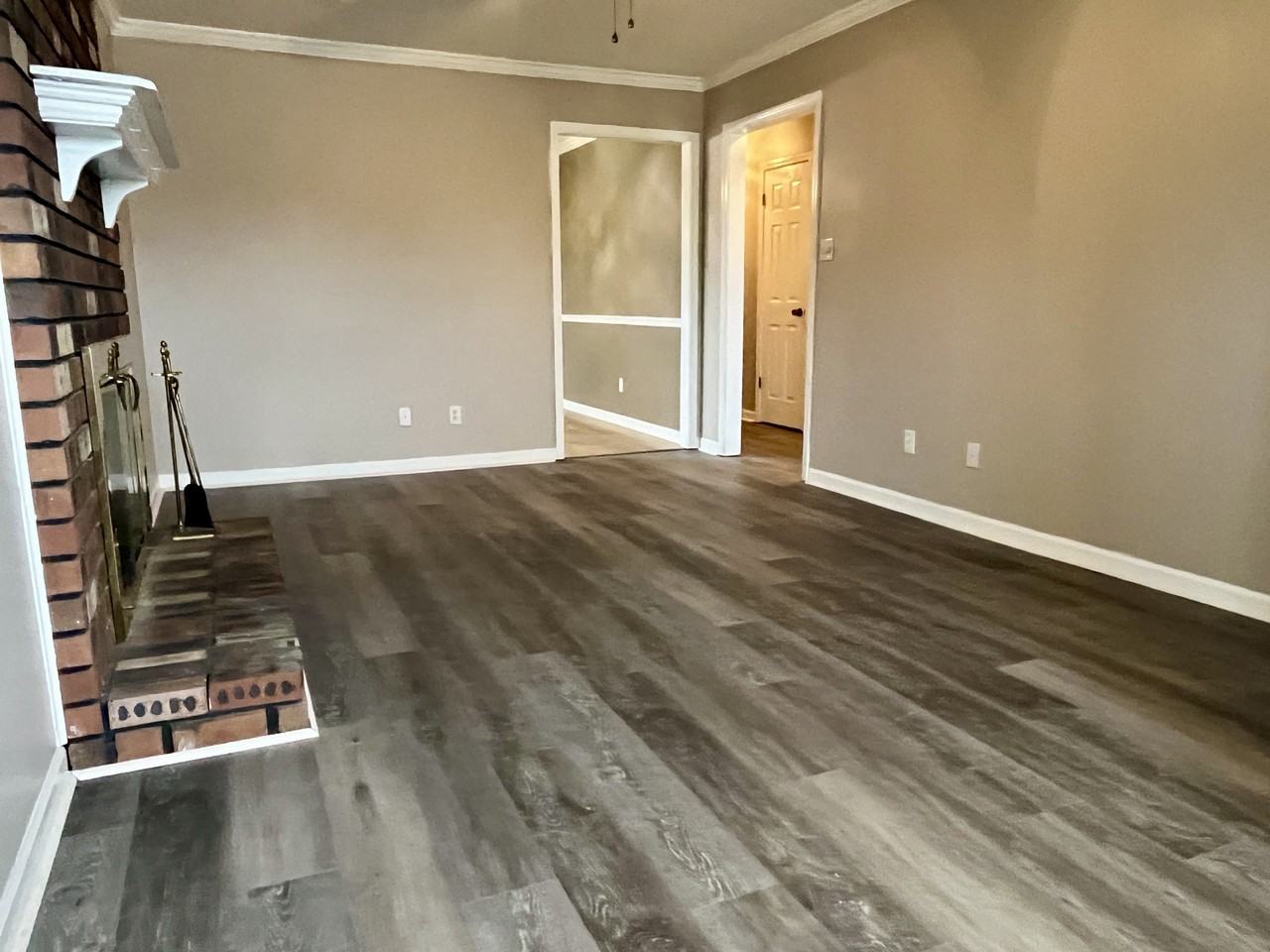 220 Austinville Road Southwest #1 - Photo 3 of 12