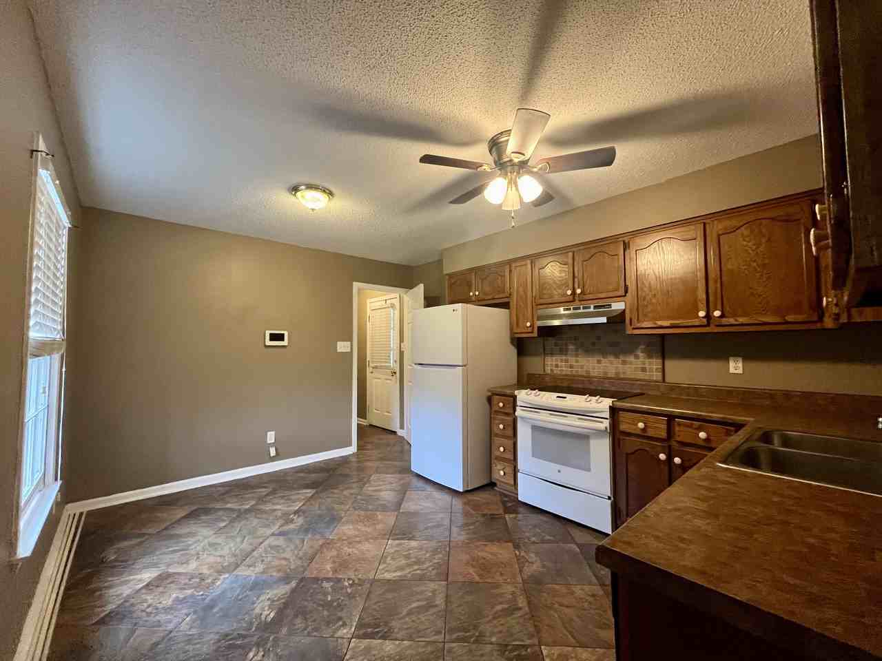 220 Austinville Road Southwest #1 - Photo 5 of 12