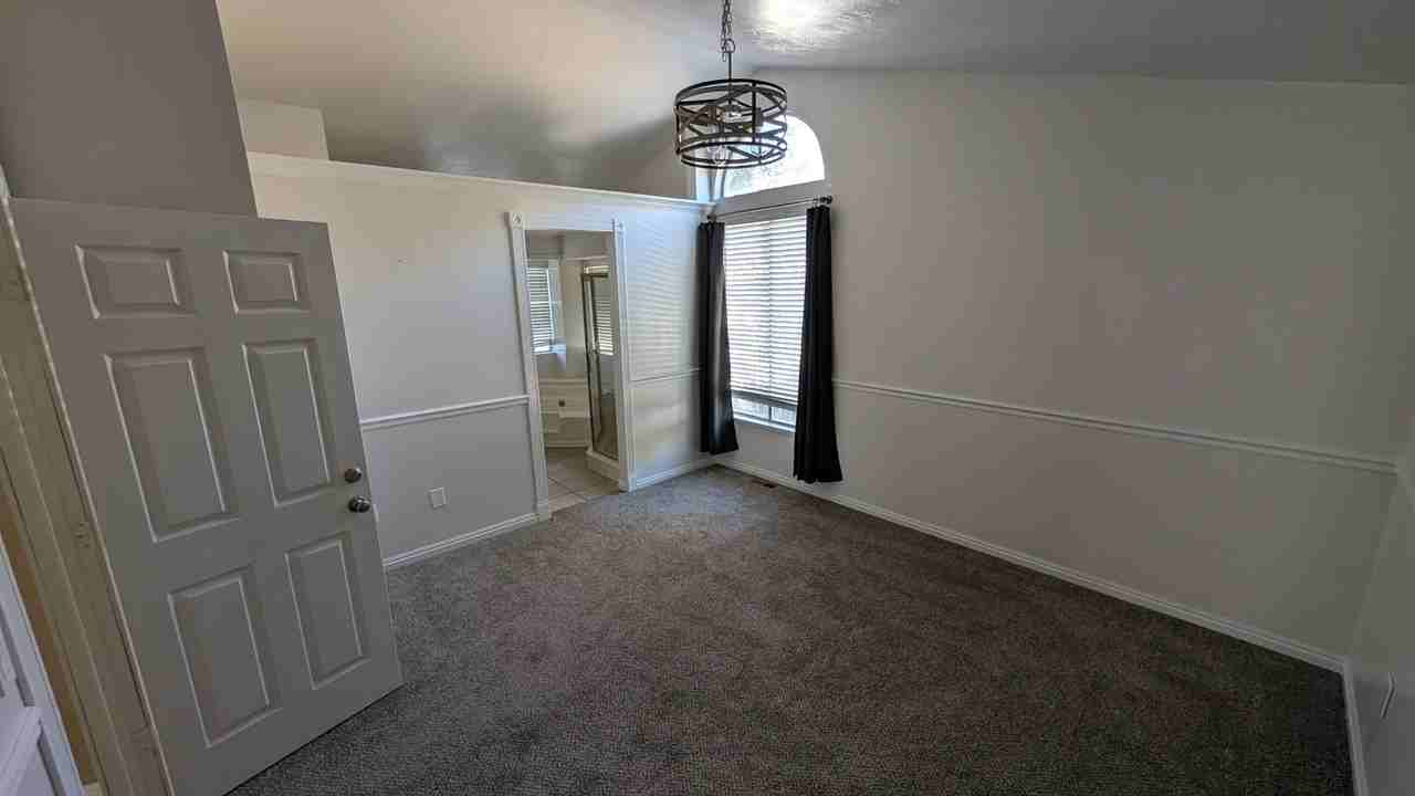 1756 West Alps Way - Photo 5 of 16