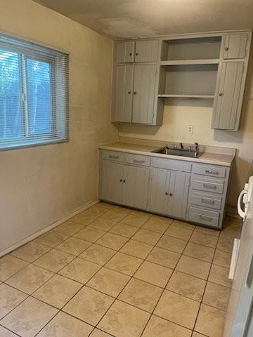 131 General Arnold St Ne #4 - Photo 4 of 8