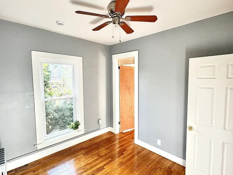 34 Mattoon St Springfeild Mass - Photo 4 of 14