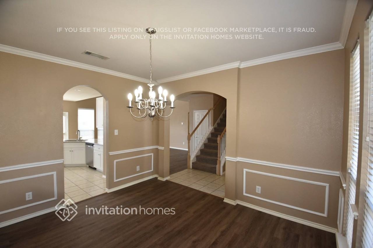 10313 Stoneside Trail - Photo 6 of 23