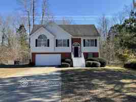 featured image of 661 Tipperary Road