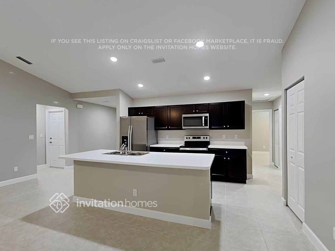 575 Gancedo Street Southwest - Photo 5 of 19