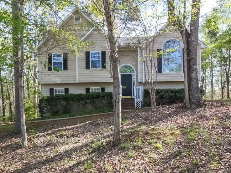 1718 Independence Drive