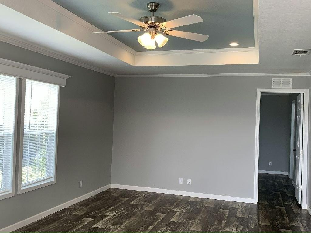 419 Zeeland St #0419 - Photo 3 of 20