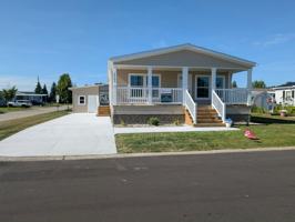 featured image of 30095 Pineview Cir #8