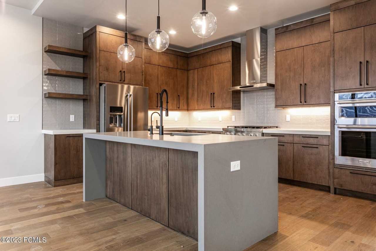 854 E Klaim Dr - Photo 7 of 33