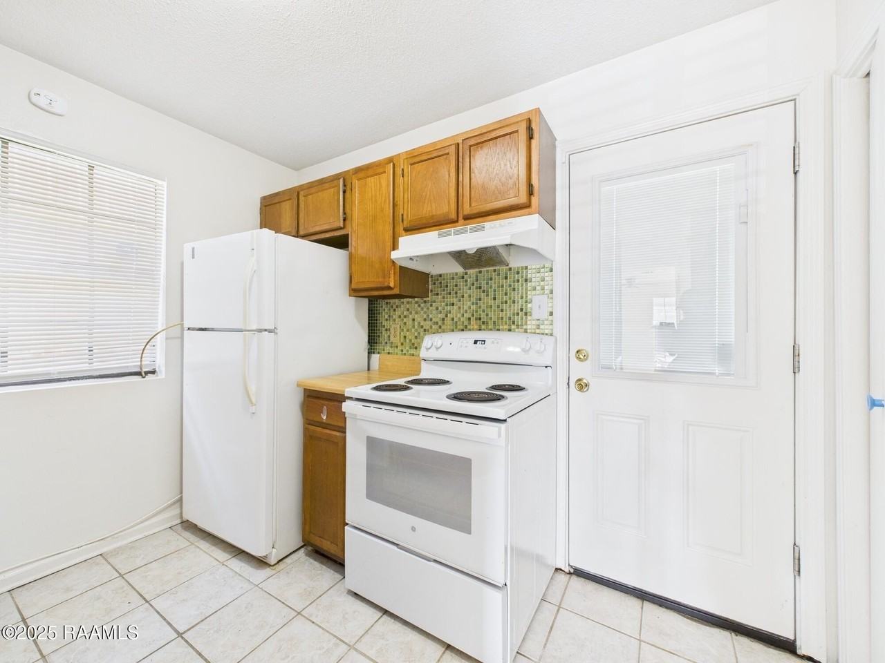 104 Country Lane #A - Photo 7 of 20