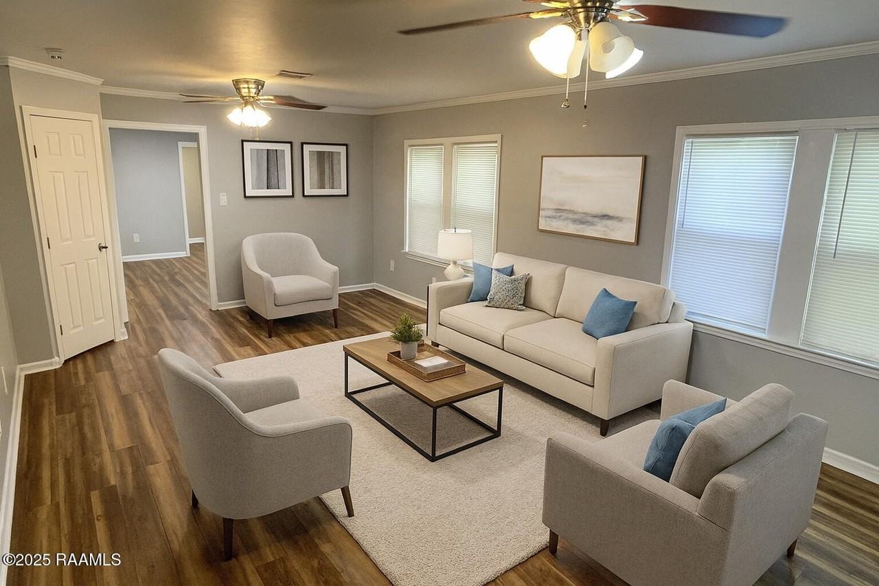 524 Harding Street - Photo 4 of 18