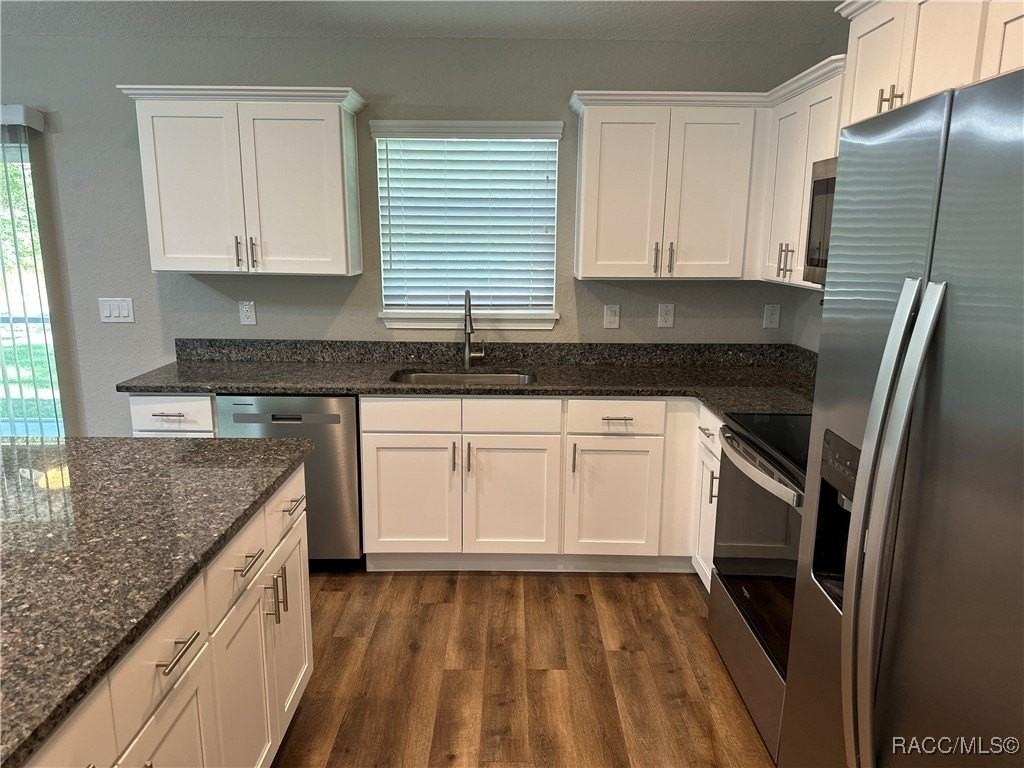 13 Locust Drive - Photo 5 of 19