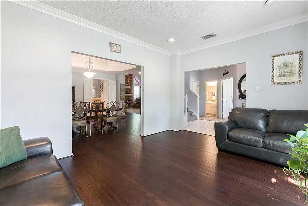 2409 Homestead Dr #1 - Photo 7 of 9