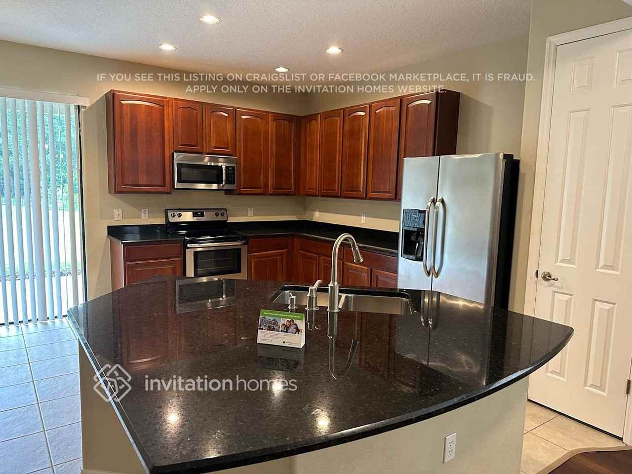 610 Fiorella Court - Photo 4 of 9