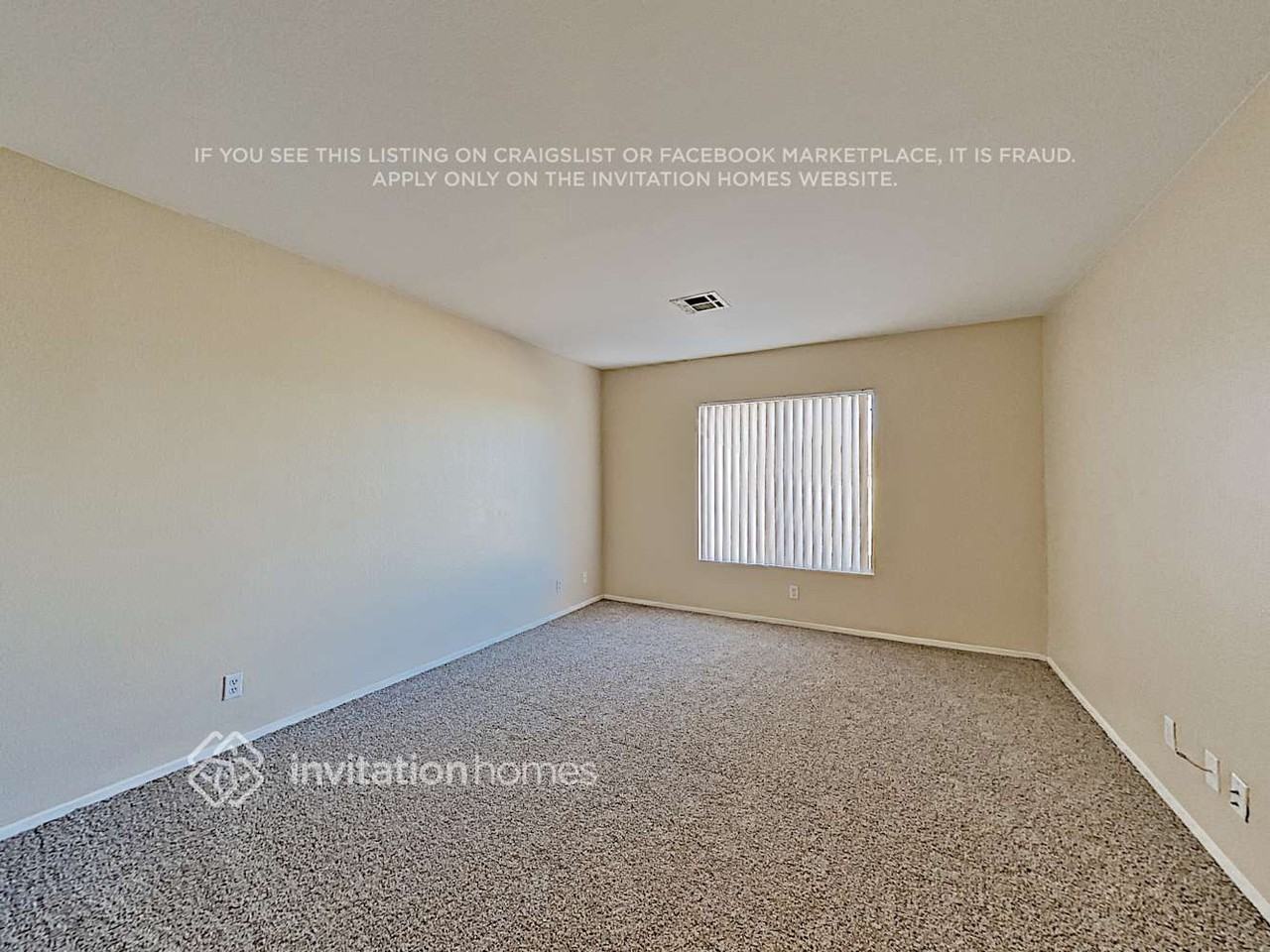 534 Reliance Avenue - Photo 5 of 16