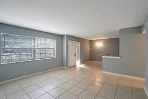 11456 Nw 43rd St - Photo 3 of 12