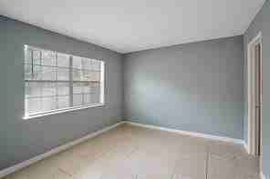 11456 Nw 43rd St - Photo 7 of 12