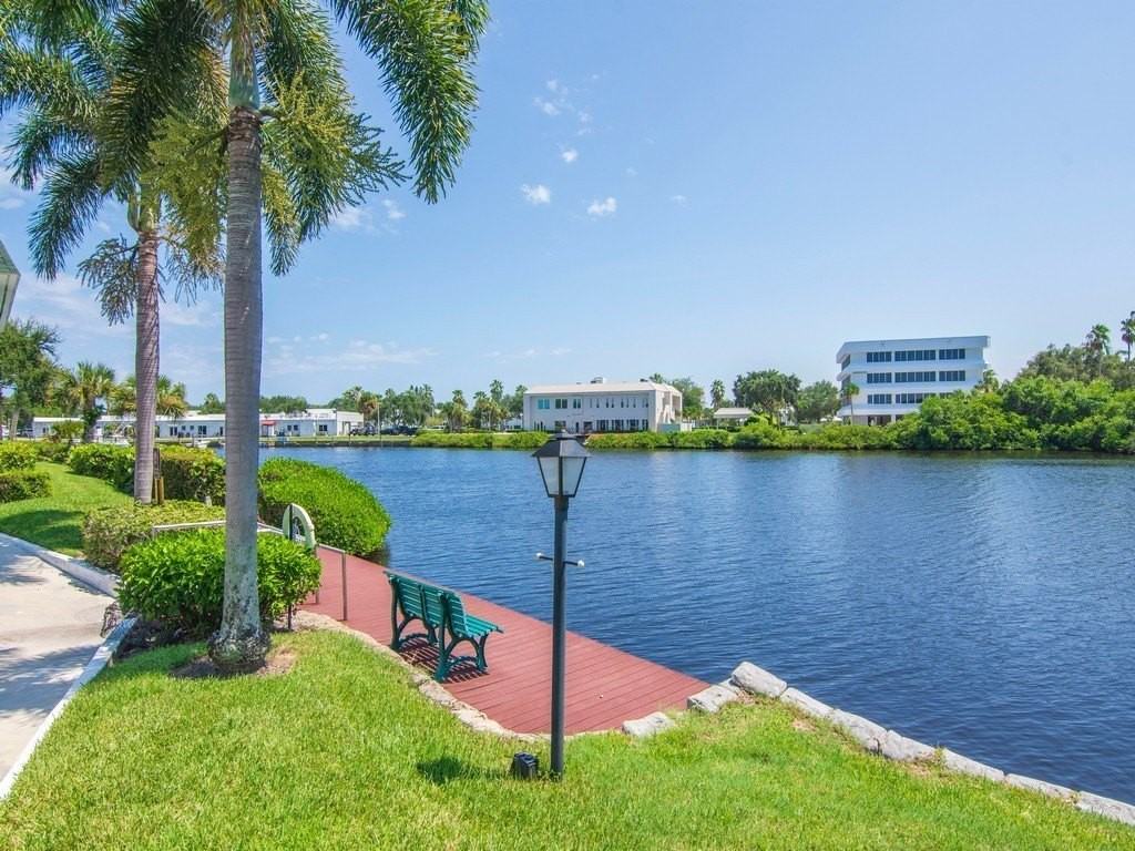 2800 Indian River Blvd #6H