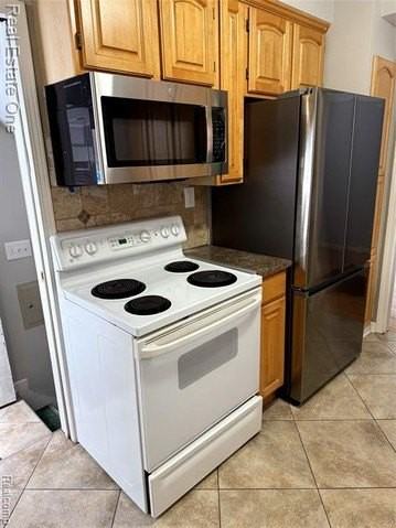 3921 Custer Ave - Photo 6 of 14