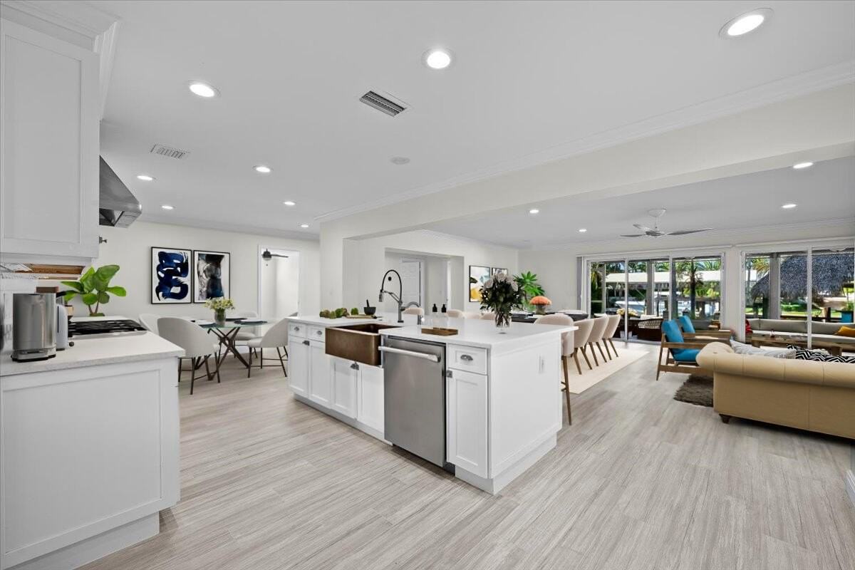 12831 S Shore Dr - Photo 7 of 50