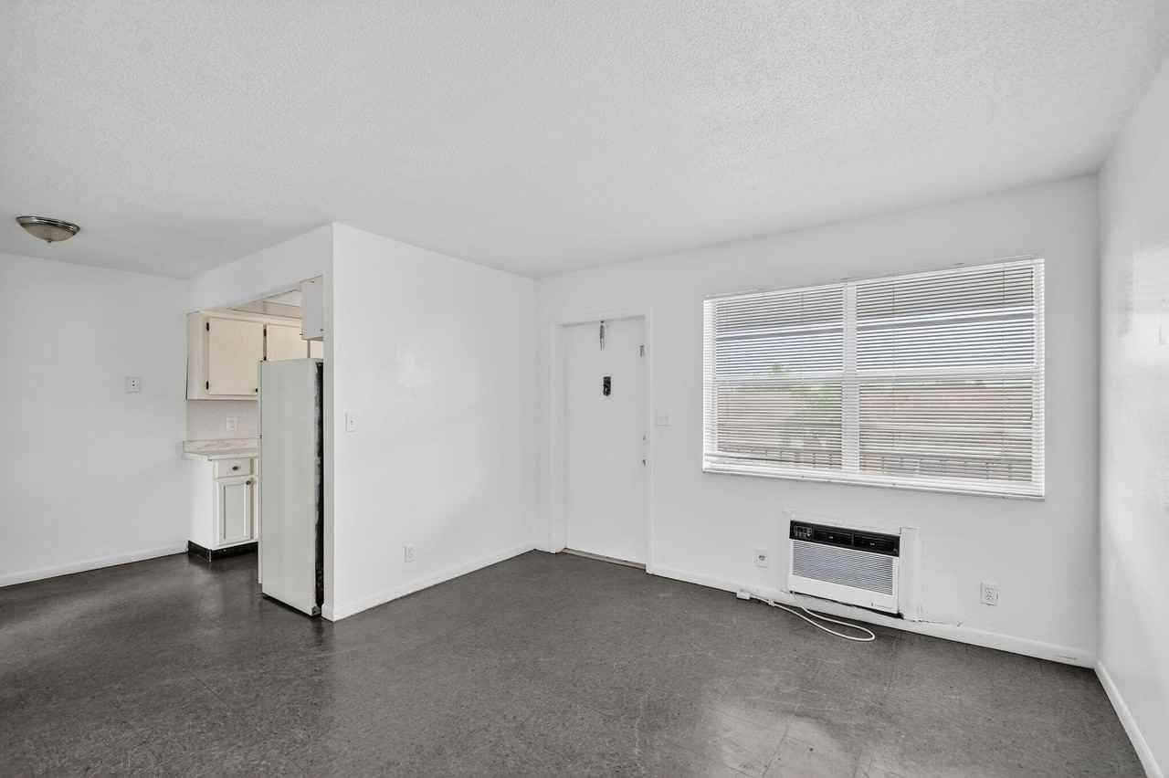 1406 Barton Rd #15 - Photo 7 of 19