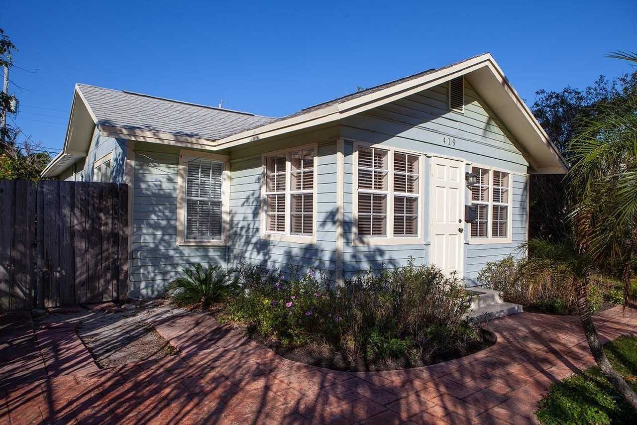 419 43rd St - Photo 2 of 28