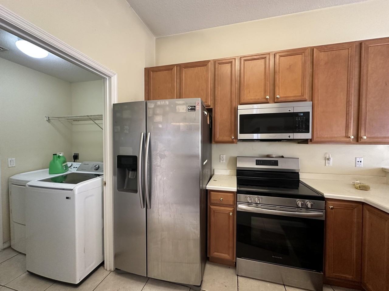 2525 Sw Cameo Blvd - Photo 6 of 13