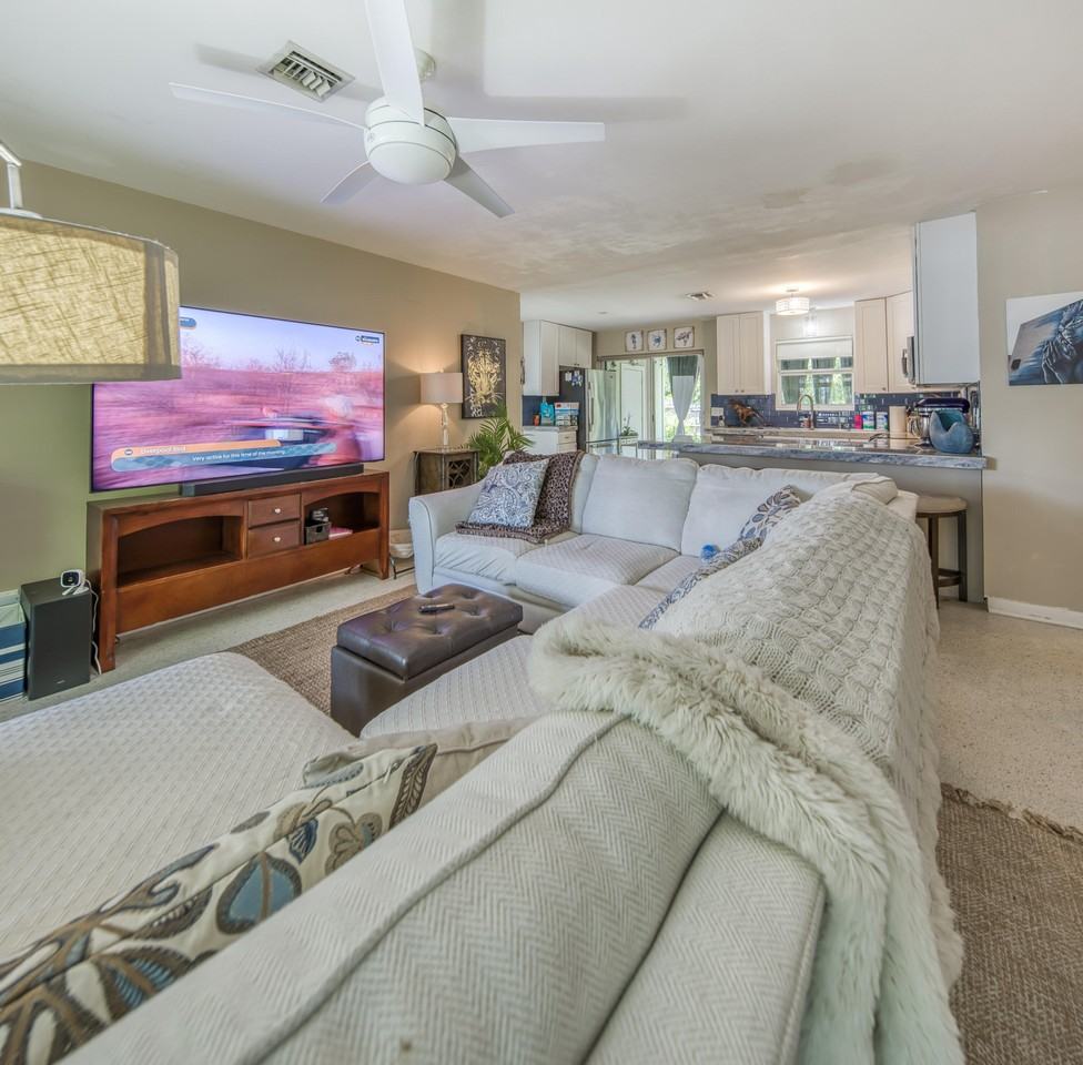 1612 N Ocean Breeze - Photo 2 of 20