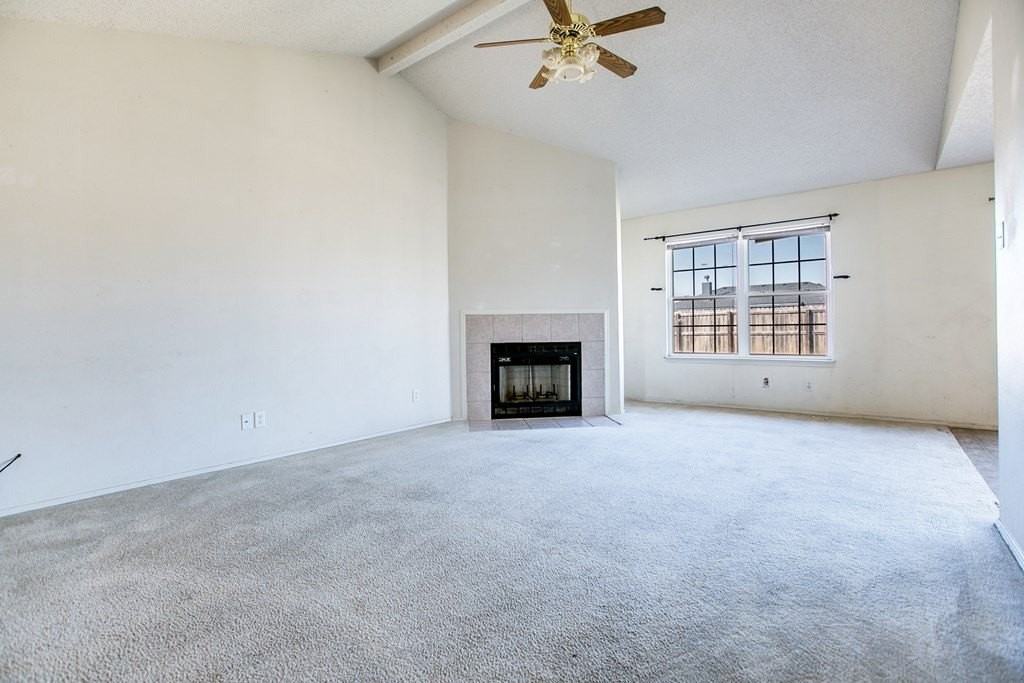 1203 Henry Lane - Photo 5 of 25