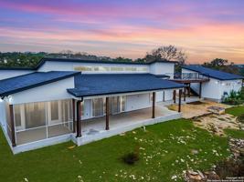 featured image of 2109 Bella Vis