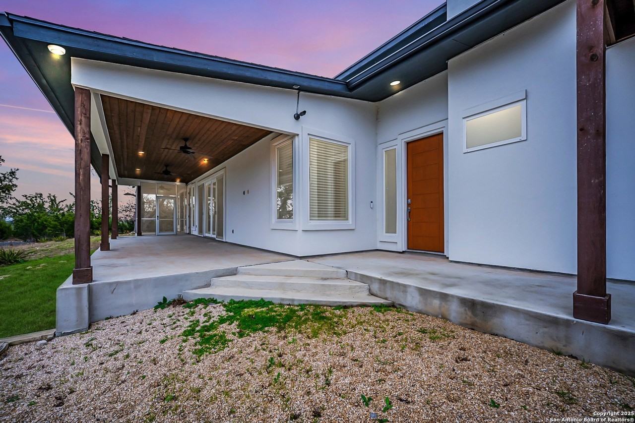 2109 Bella Vis - Photo 3 of 43