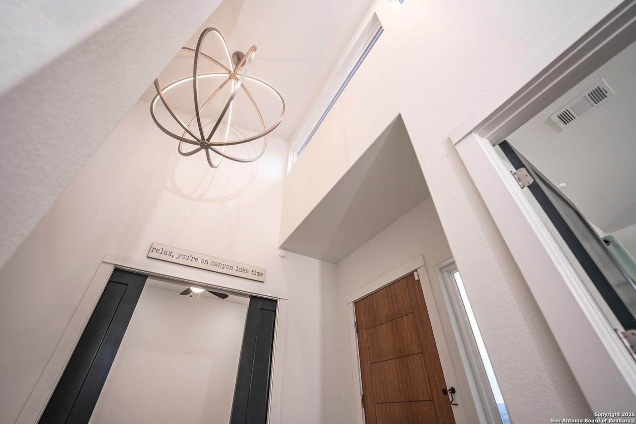 2109 Bella Vis - Photo 4 of 43
