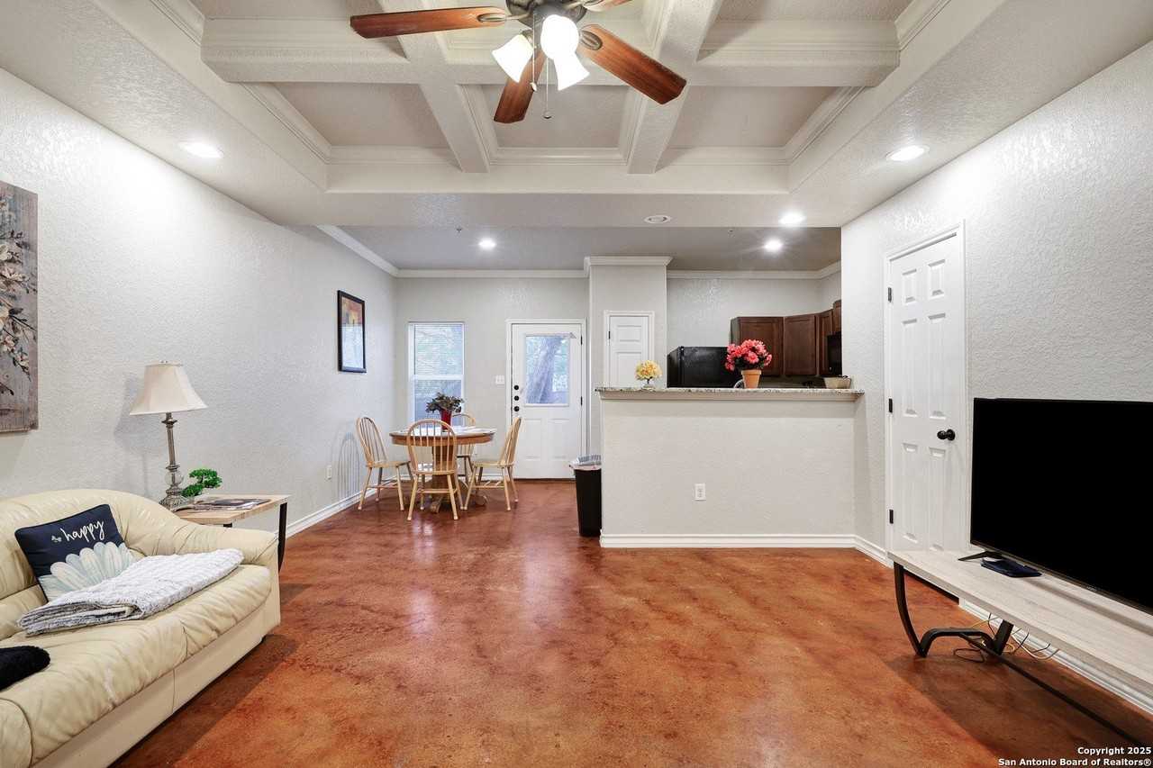 4941 Flipper Drive - Photo 5 of 18