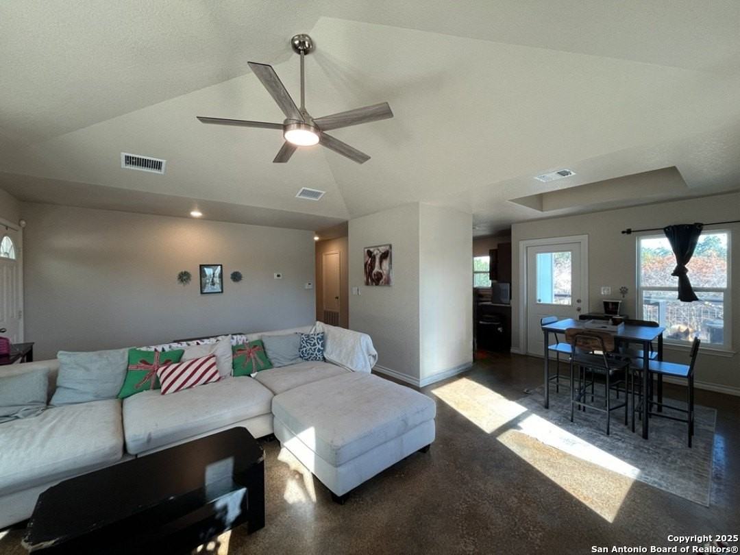 2708 Golf Drive - Photo 5 of 31