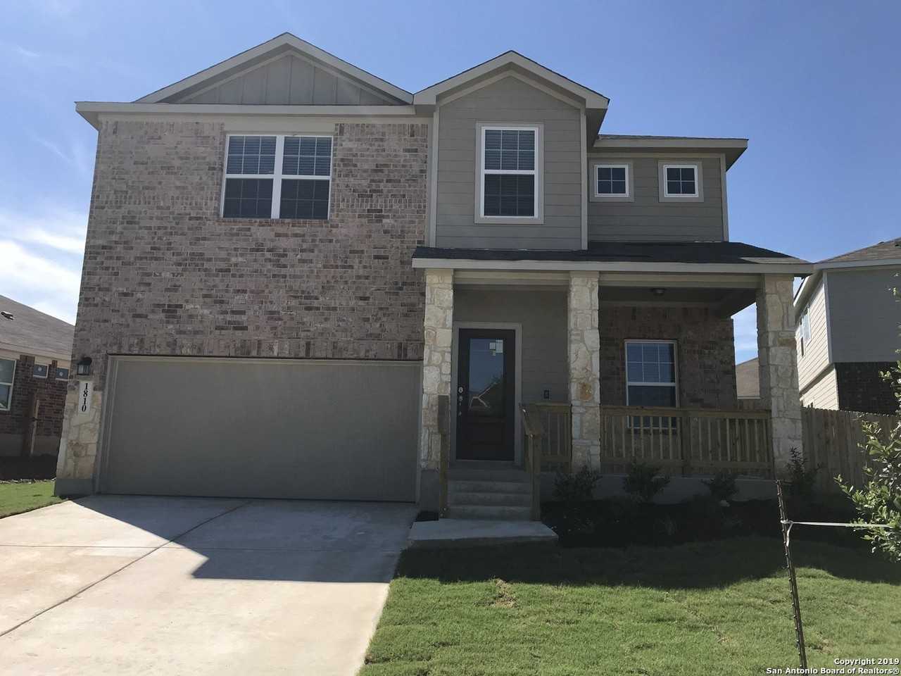 1810 Strawberry Street - Photo 4 of 23