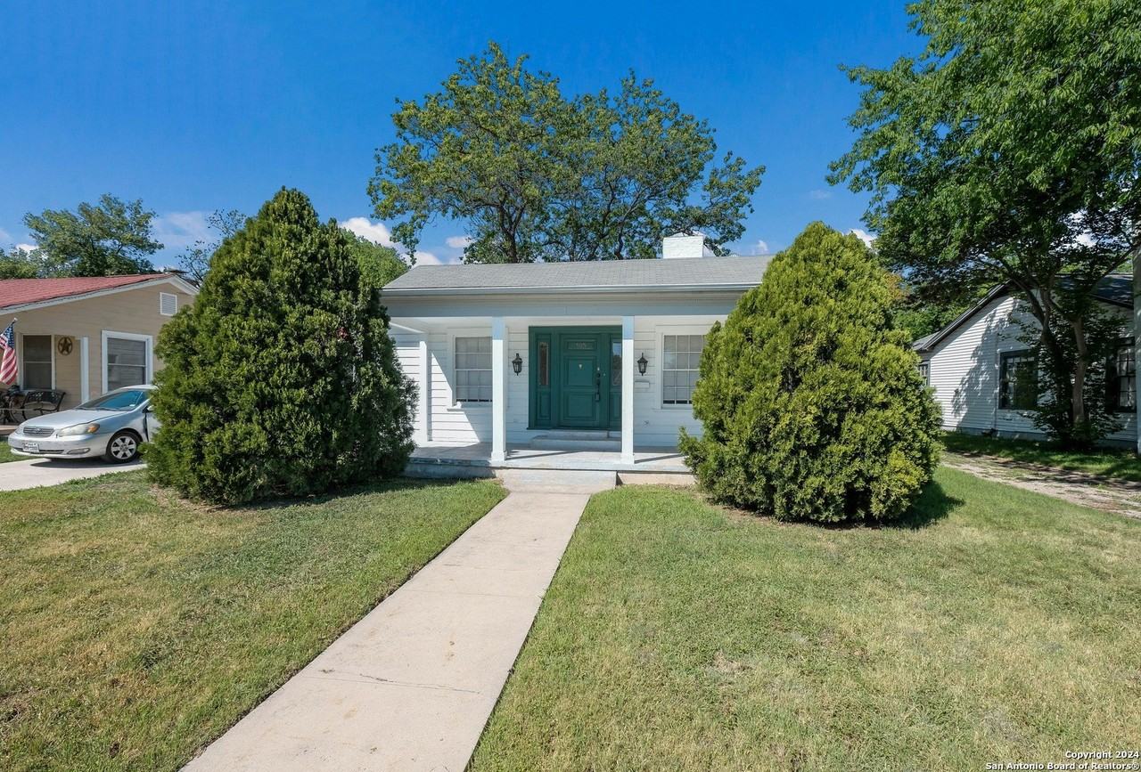 105 John Page Drive - Photo 3 of 20