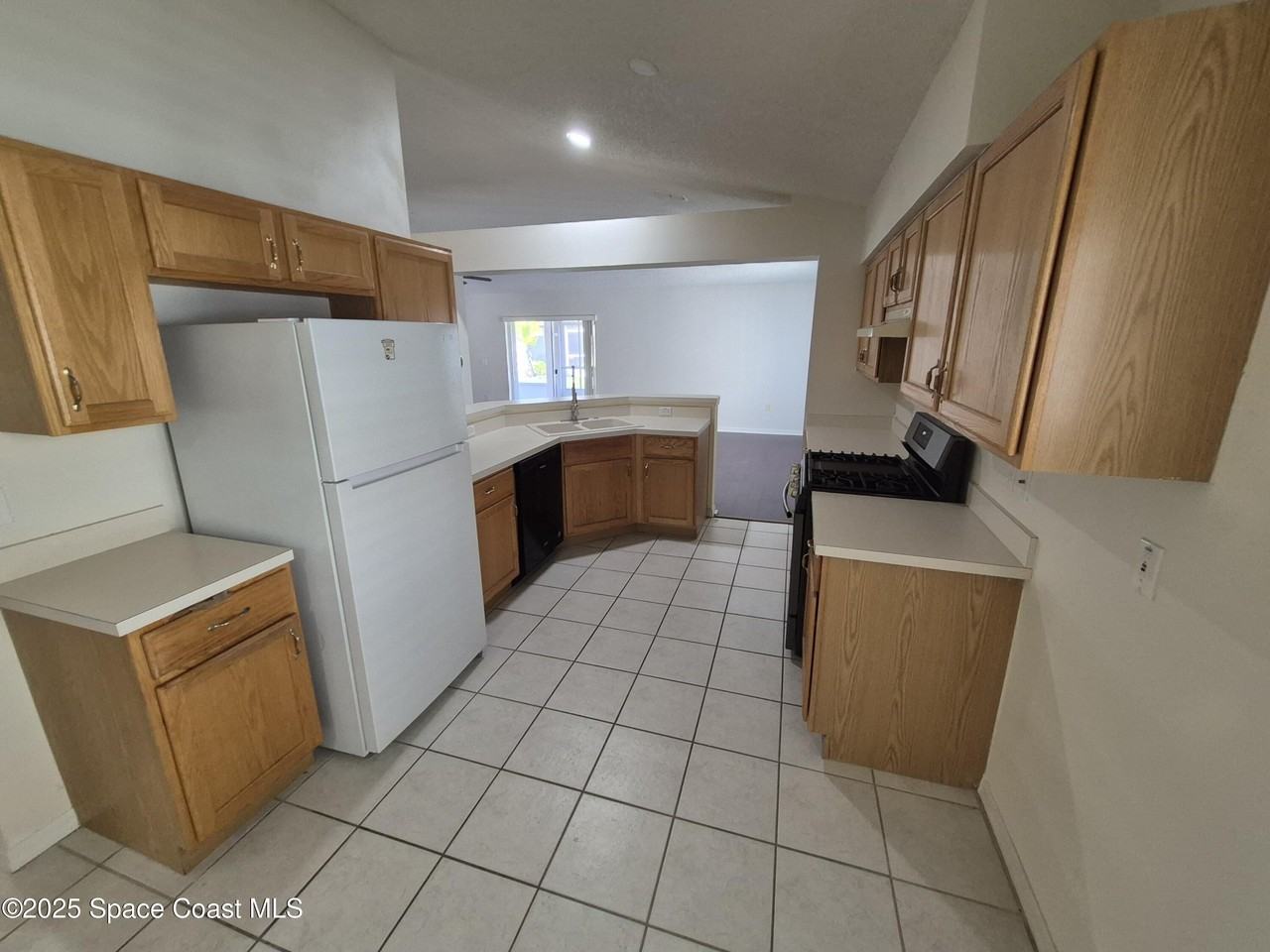 1278 White Oak Circle - Photo 5 of 12