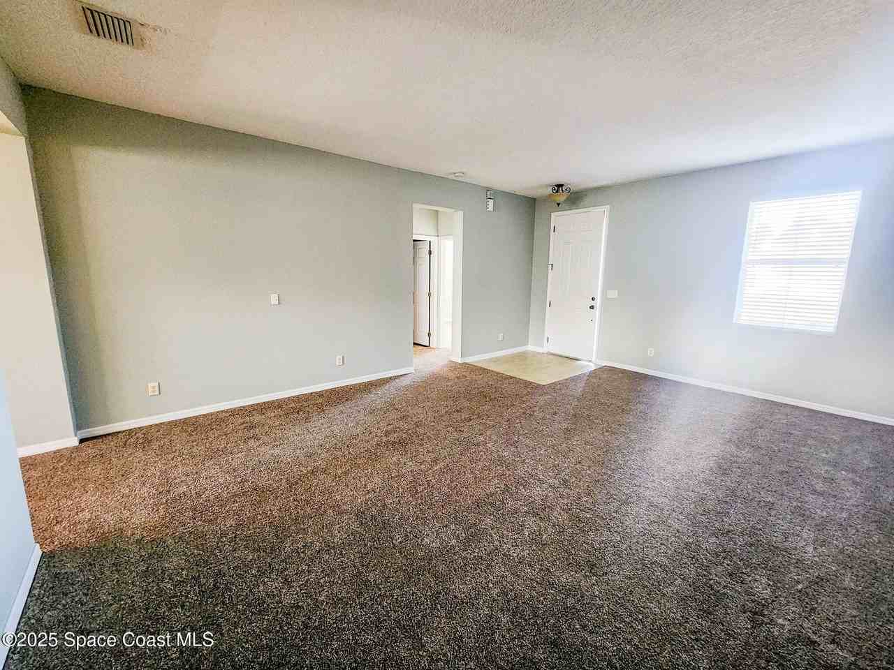 1421 Halstead Ave Nw - Photo 7 of 22