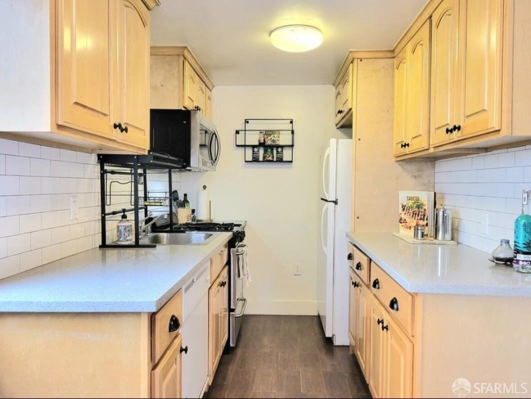 365 22nd Avenue - Photo 2 of 22