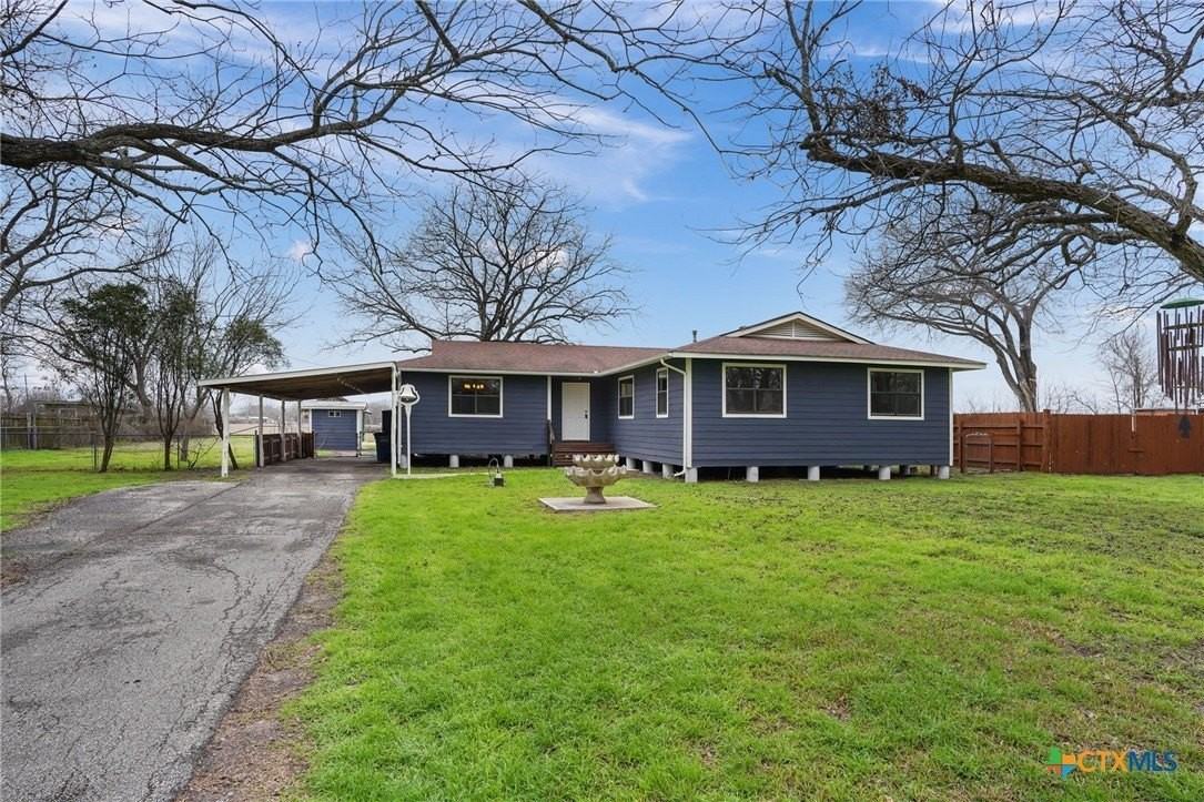 358 Lake Placid Dr - Photo 3 of 37