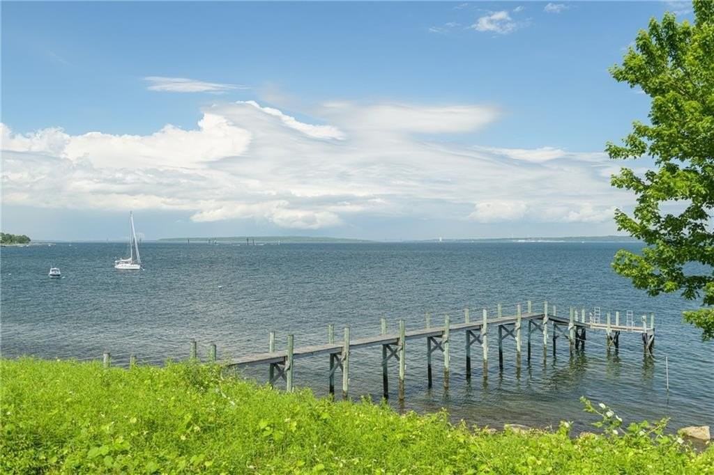 376 East Shore Road - Photo 3 of 37