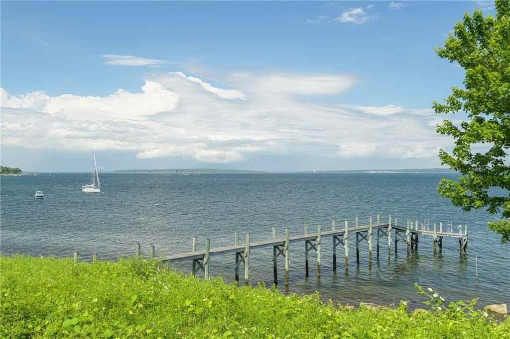 376 E Shore Rd - Photo 3 of 37