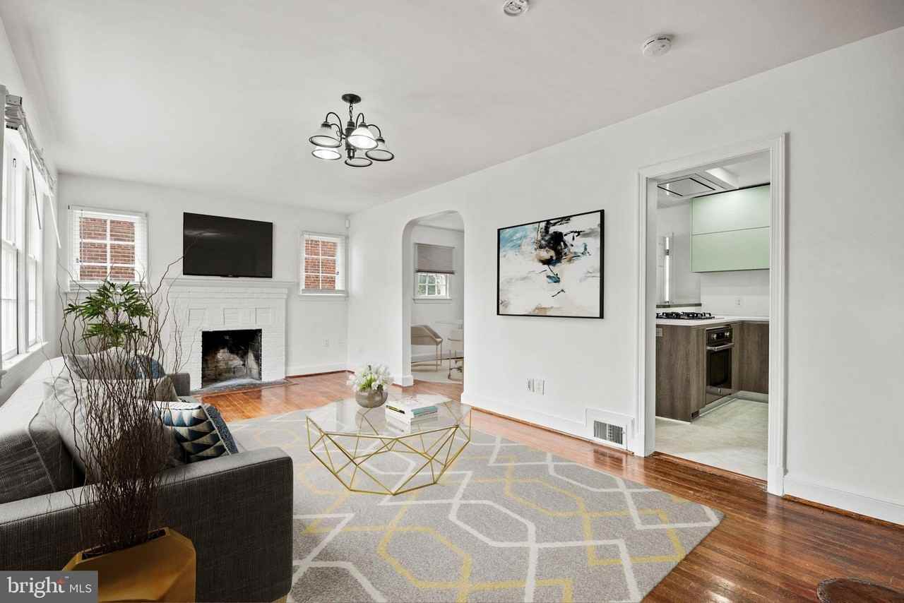 1807 41st Place Southeast - Photo 3 of 50